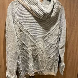 Oasis - Women’s Large  Sweater